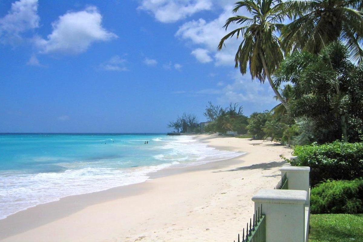 Casual Beachfront Studio With Pool Apts Apartment Bridgetown Exterior photo